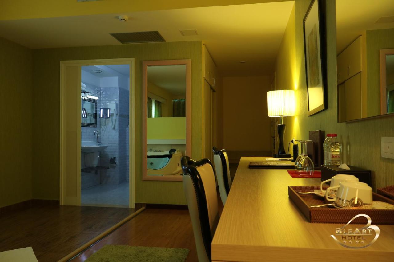 Hotel Bleart Škalngur Extérieur photo