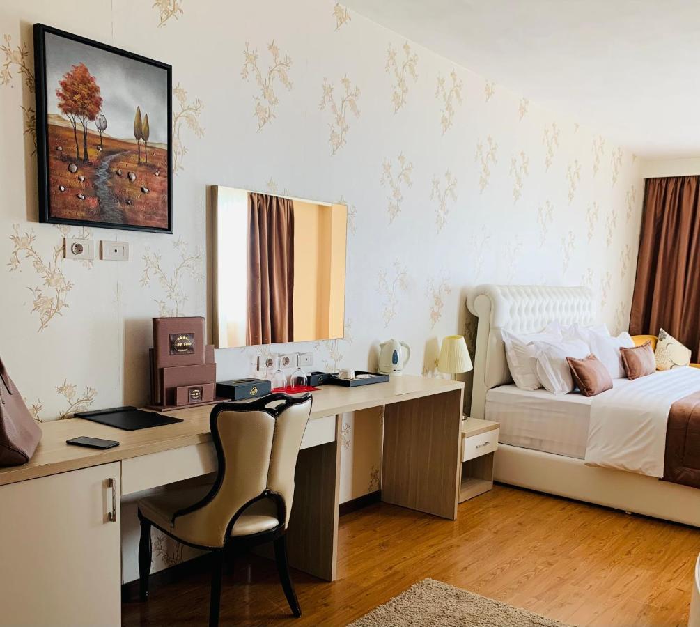 Hotel Bleart Škalngur Extérieur photo